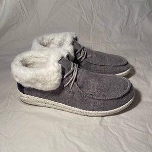 Hey Dude Women’s Britt Faux Fur Lined Lace Up Booties